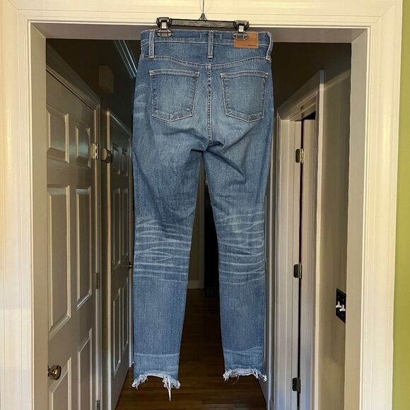 EUC Women's Madewell 10" High Rise Skinny Jeans with Chewed Hem Size 26 - Picture 5 of 5